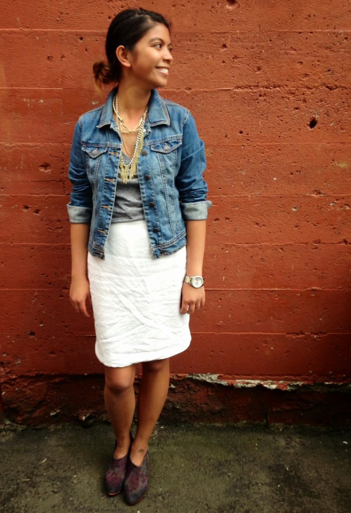 portland blogger, fashion blogger, outfit of the day, look of the day, white skirt, old navy, booties, thrifted