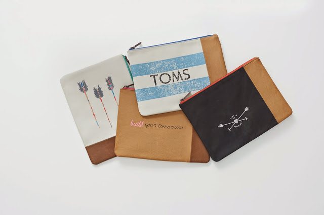 target for toms, target, collaboration, give back, blanket, shoes, holiday gift guide, accessories, theptowngirls, fashion blogger, portland blogger