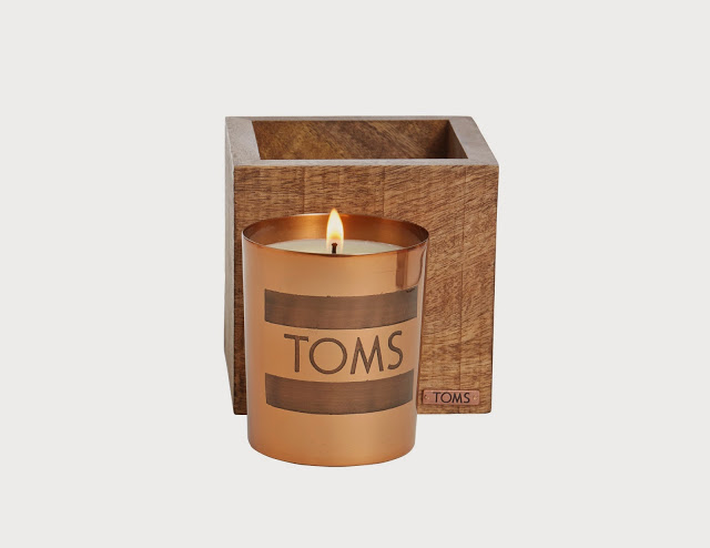 target for toms, target, collaboration, give back, blanket, shoes, holiday gift guide, accessories, theptowngirls, fashion blogger, portland blogger