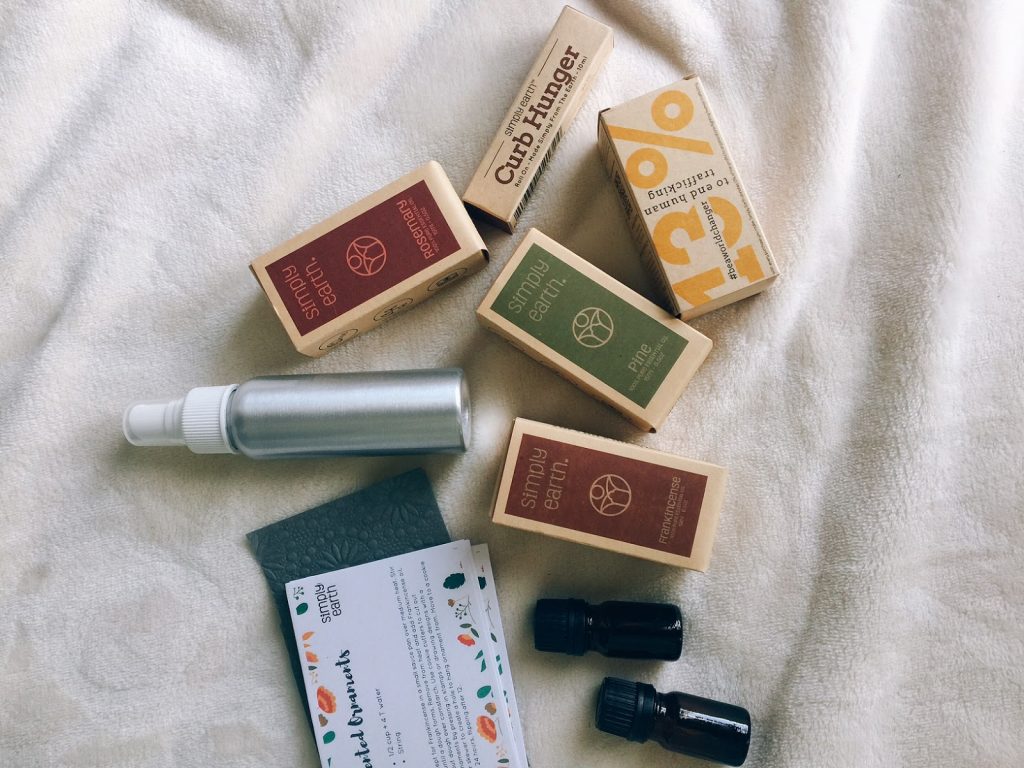 simply earth, essential oils, product review, the ptown girls, portland lifestyle blogger, pdx blogger simply earth, essential oils, product review, the ptown girls, portland lifestyle blogger, pdx blogger