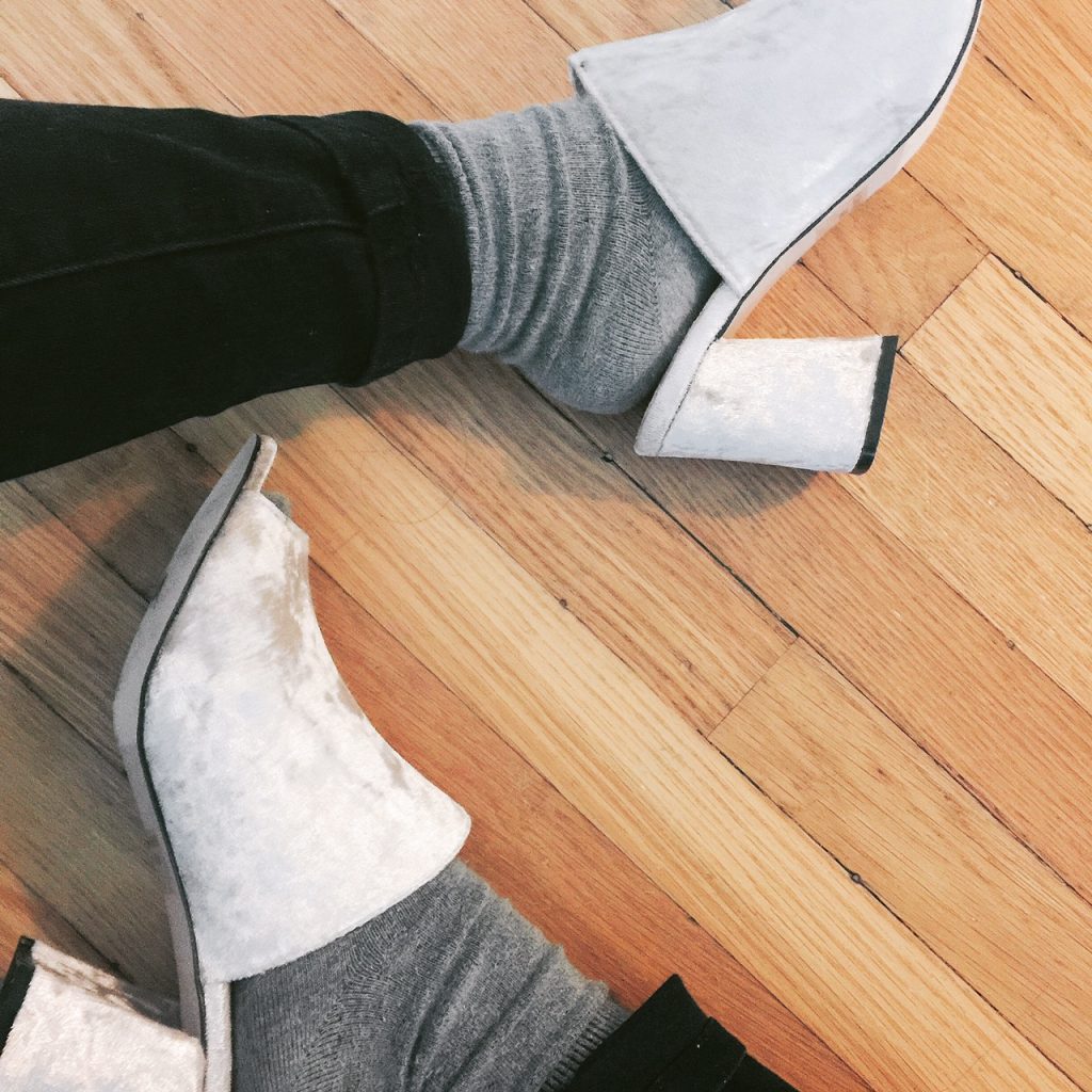 portland style blogger, velvet, mules, amazon find, fashion blogger, portland fashion blogger, minimal style, heels with socks portland style blogger, velvet, mules, amazon find, fashion blogger, portland fashion blogger, minimal style, heels with socks