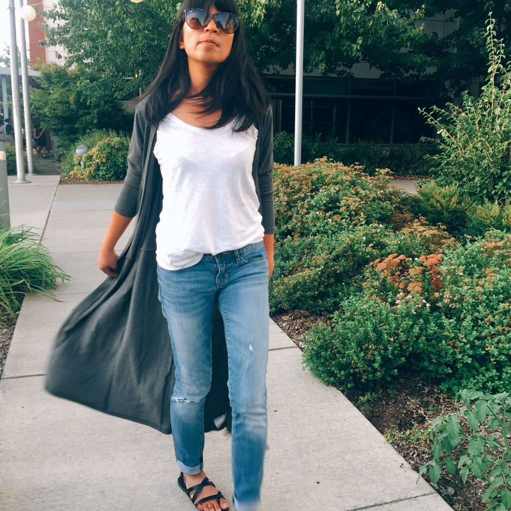 portland blogger, fashion blogger, yala designs, long grey cardigan, fall outfit 2017, basics, ripped jeans, white shirt, strappy sandals, locally owned, giveaway, freebies, sponsored portland blogger, fashion blogger, yala designs, long grey cardigan, fall outfit 2017, basics, ripped jeans, white shirt, strappy sandals, locally owned, giveaway, freebies, sponsored
