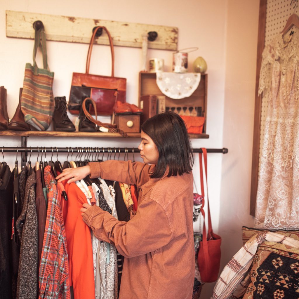 thrifting, fashion blogger, Portland shopping